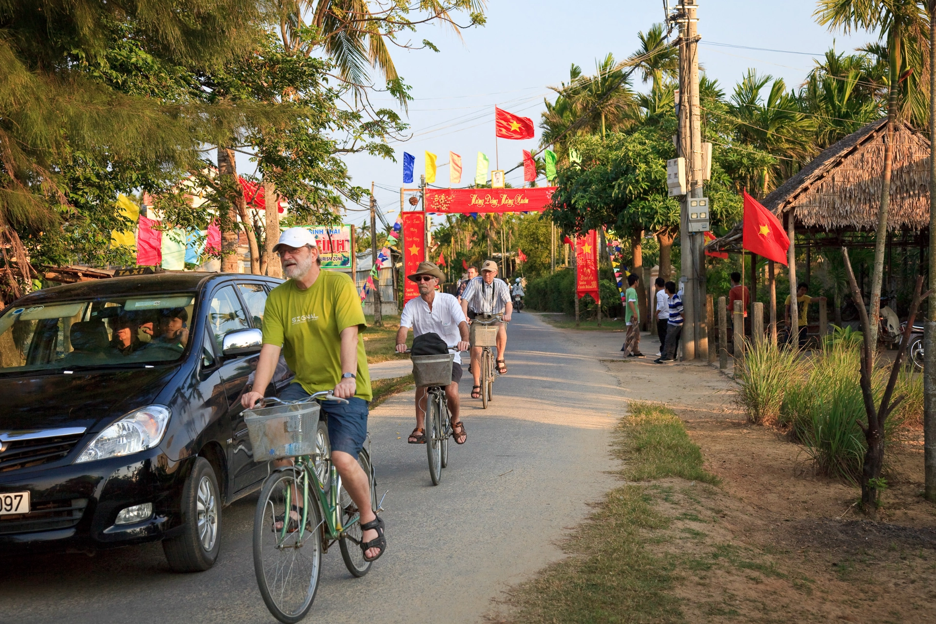 På cykeltur i området runt Hoi An