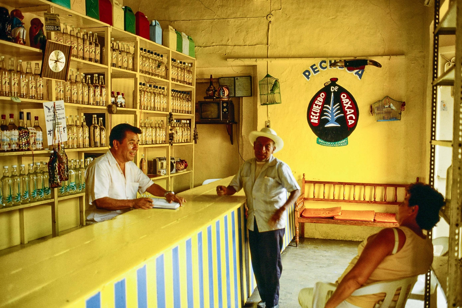 Mezcalbar med lokala specialiteter