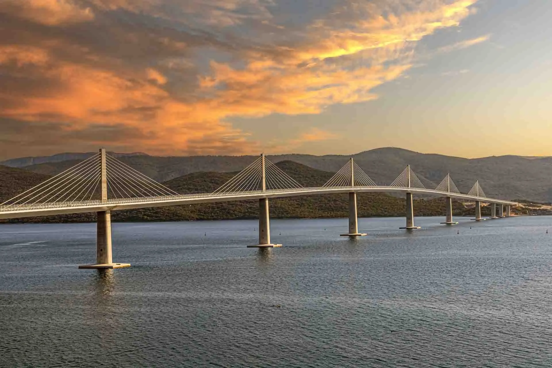 Pelješacbron i Kroatien – 2,4 km ingenjörskonst