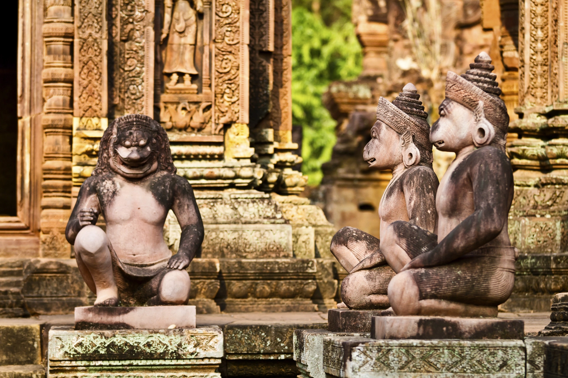 Den fantastiska tempelbyen Angkor Wat på hela 20 x 50 kilometer