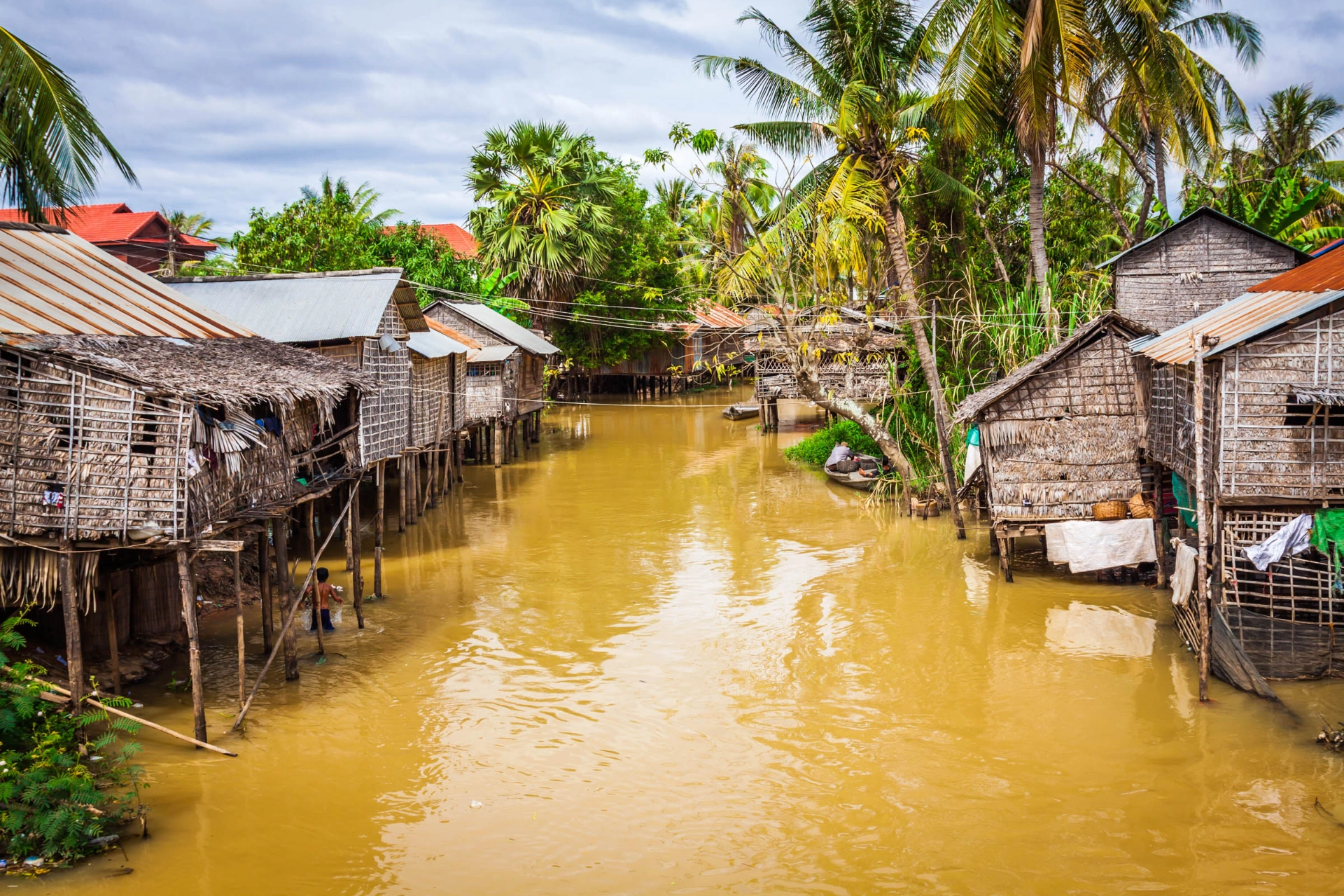 Tonle Sap-sjön är en del av Mekongs flodsystem