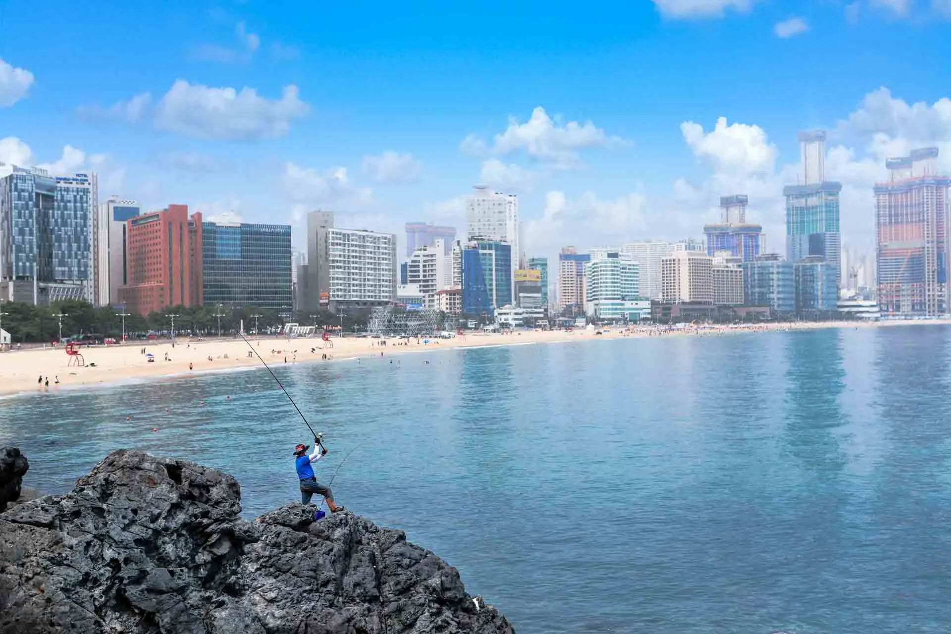 Haeundae strand i Busan – Koreas mest berömda strand