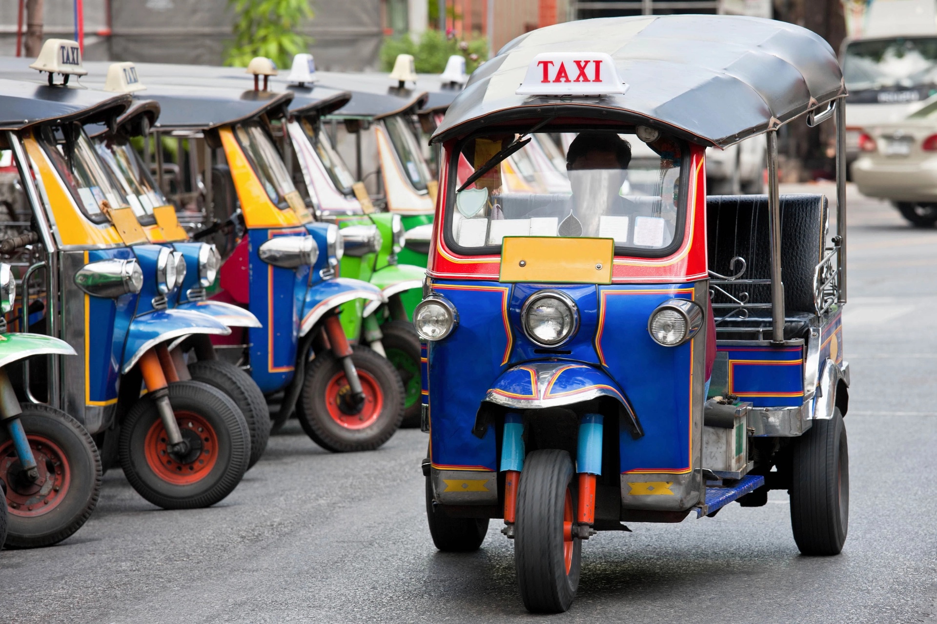 Tut-tut, båt-båt, tuk-tuk!