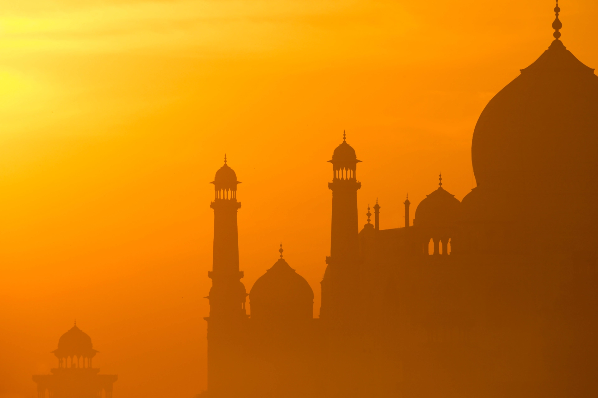 Soluppgång över Taj Mahal