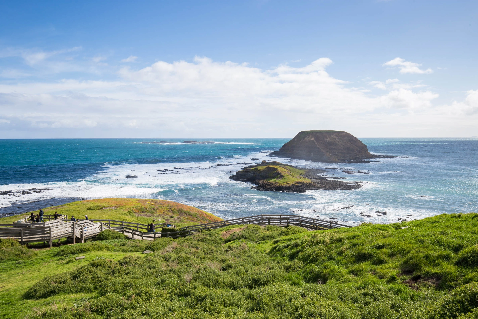 Phillip Island med ön Nobbies Rock i bakgrunden