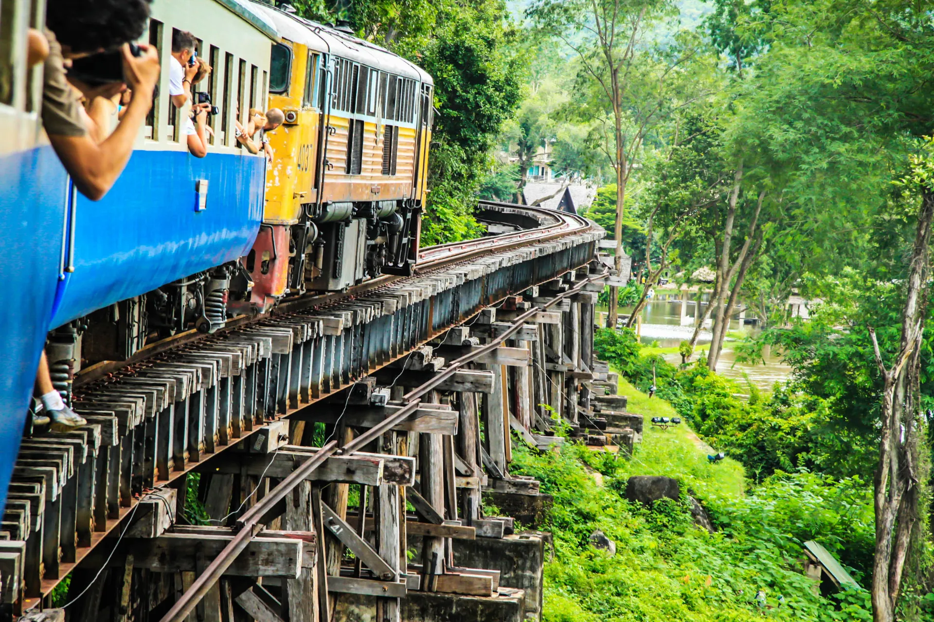 "Dödens järnväg" byggd av tvångsarbetare och japanska krigsfångar "Dödens järnväg" byggd av tvångsarbetare och japanska krigsfångar