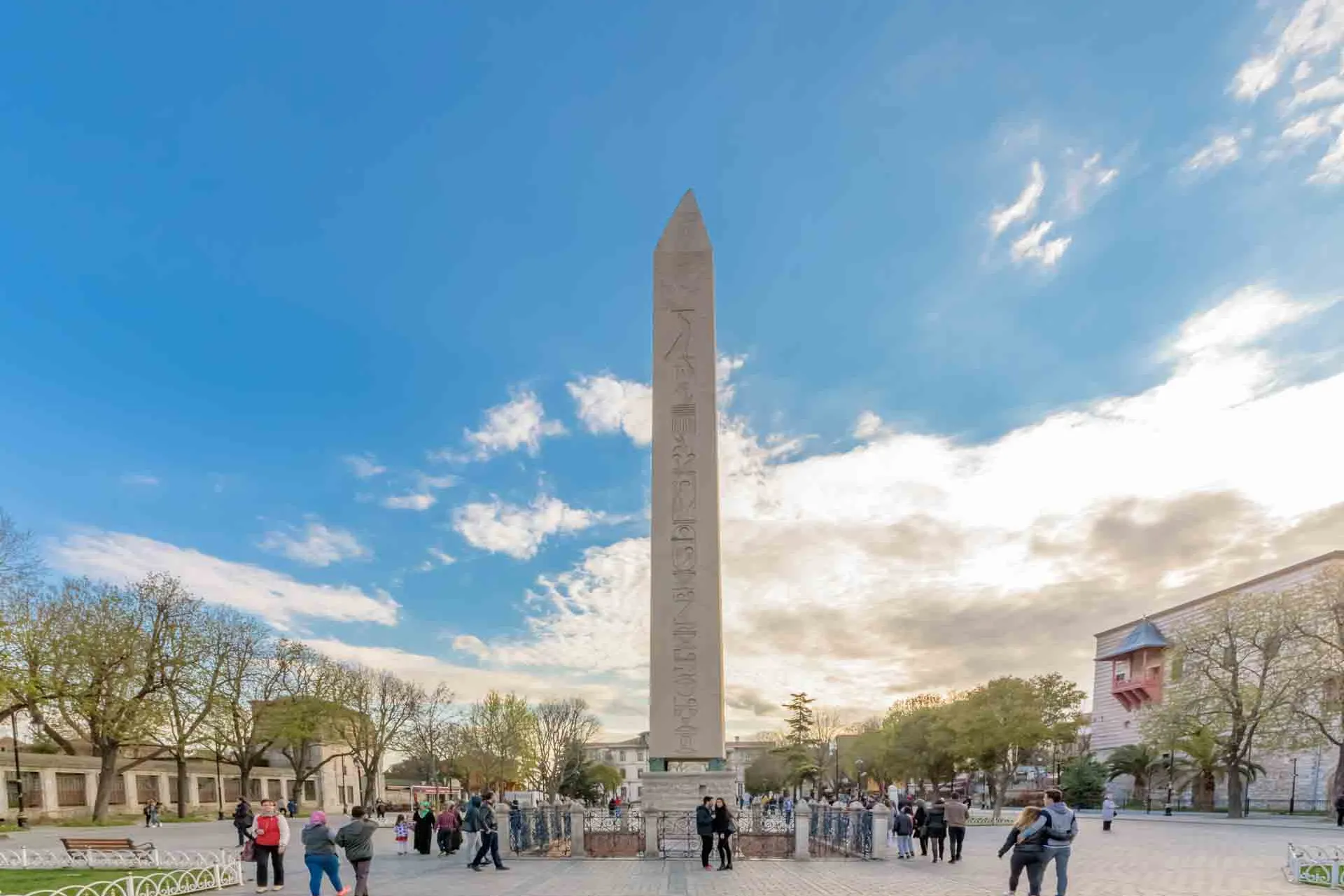 Obelisken på Hippodromen i Istanbul, känd som Theodosius’ obelisk Obelisken på Hippodromen i Istanbul, känd som Theodosius’ obelisk