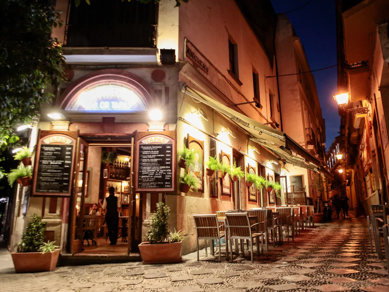 Det legendariska judiska kvarteret Barrio Santa Cruz i Sevilla