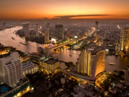 Solnedgång över Bangkok