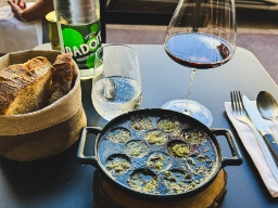   Ett dussin escargot snäckor - voila!