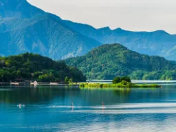 Soluppgång vid Sol‑ och Månsjön