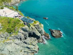 Oryukdo Skywalk i Busan – en glasbro över klipporna