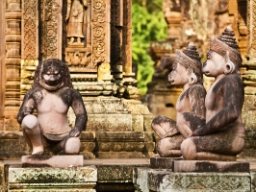 Den fantastiska tempelbyen Angkor Wat på hela 20 x 50 kilometer