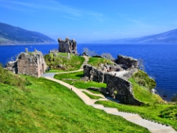 Urquhart slottsruin vid Loch Ness