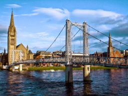 Bron i Inverness