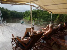 Dags för avkoppling och solbad Dags för avkoppling och solbad