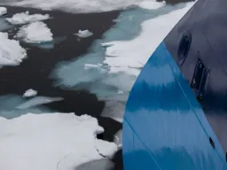 Ocean Albatros är specialbyggd för segling i arktiska områden Ocean Albatros är specialbyggd för segling i arktiska områden
