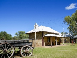 Alice Springs Telegraph Station byggdes 1872
