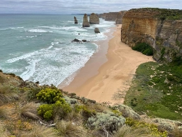 Klippformationen Twelve Apostles längs Great Ocean Road