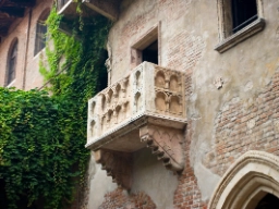 Den berömda Romeo och Julia-balkongen i Verona