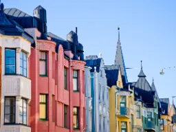 Färgglada husfasader i Helsingfors Färgglada husfasader i Helsingfors