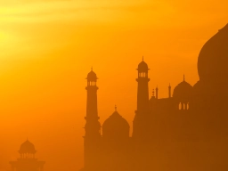 Soluppgång över Taj Mahal