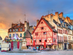 Traditionella hus i Dijon