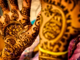 Henna händer