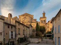 Gata i Uzès