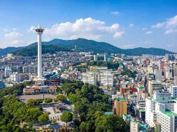 Busan Tower – ett ikoniskt utsiktstorn i Yongdusan Park