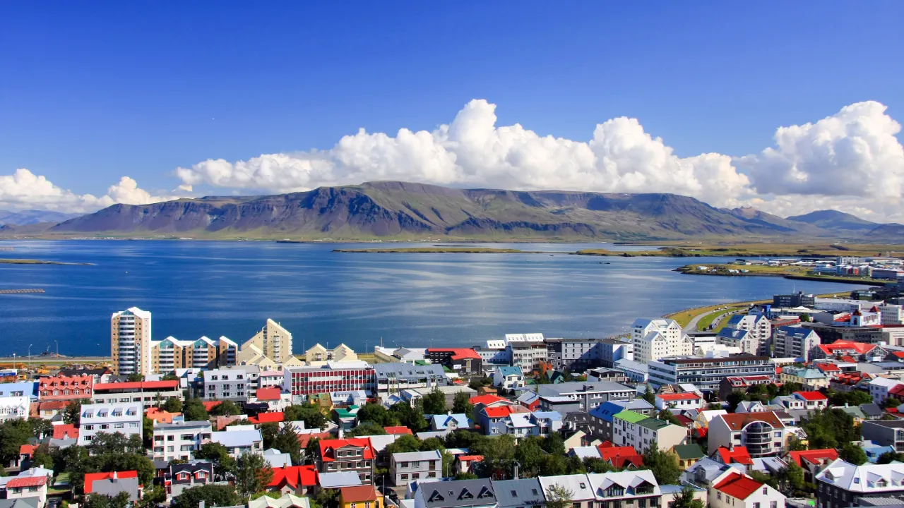 Reykjavik är en av Europas mindre huvudstäder