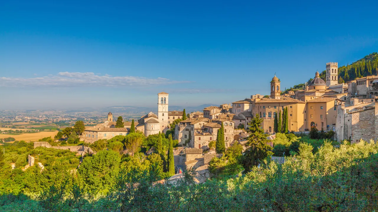 Utsikt över Assisi i Umbrien – Franciskus födelsestad Utsikt över Assisi i Umbrien – Franciskus födelsestad