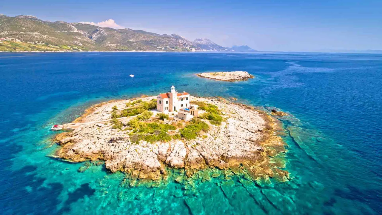 Fyrtorn vid Korčula