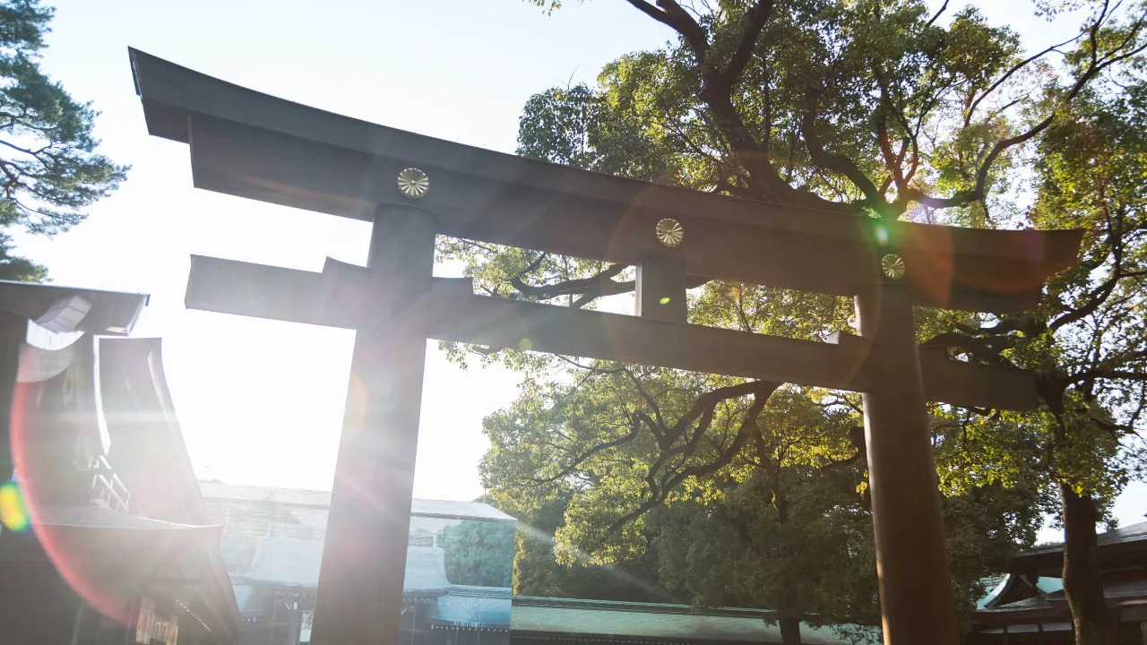 Shinto-helgedomen Meiji Jingu Shinto-helgedomen Meiji Jingu