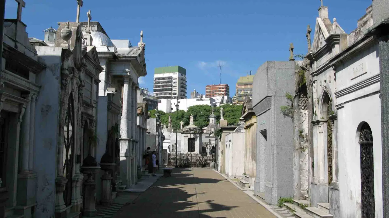 Gravplatser och mausoleer på Recoleta-kyrkogården Gravplatser och mausoleer på Recoleta-kyrkogården