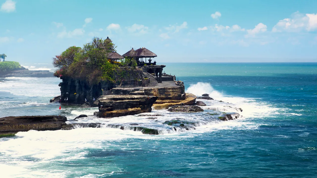 Det berömda havstemplet Tanah Lot på Bali Det berömda havstemplet Tanah Lot på Bali