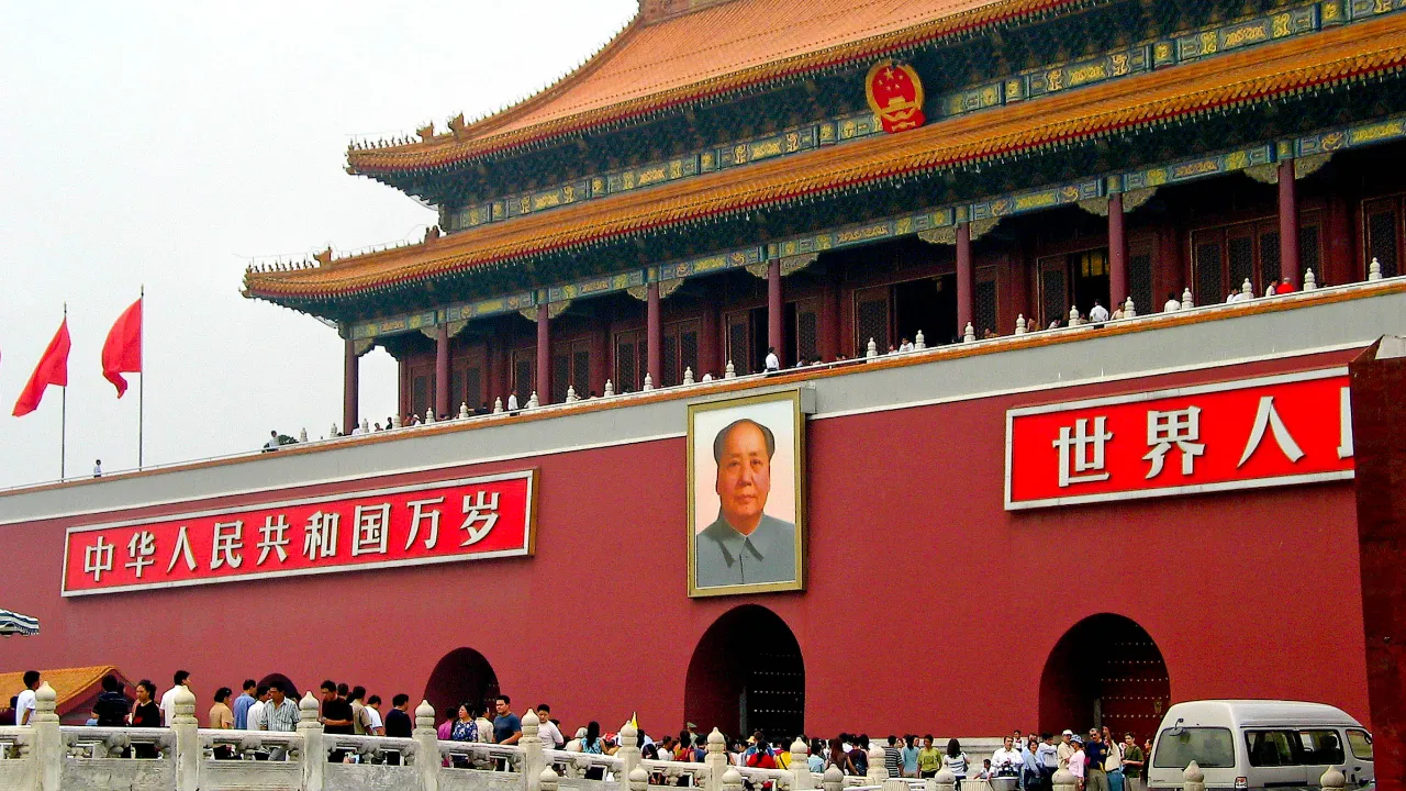 Himmelska fredens port i Peking
