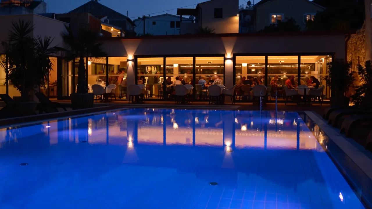 Poolen vid Hotel Borovnik Poolen vid Hotel Borovnik