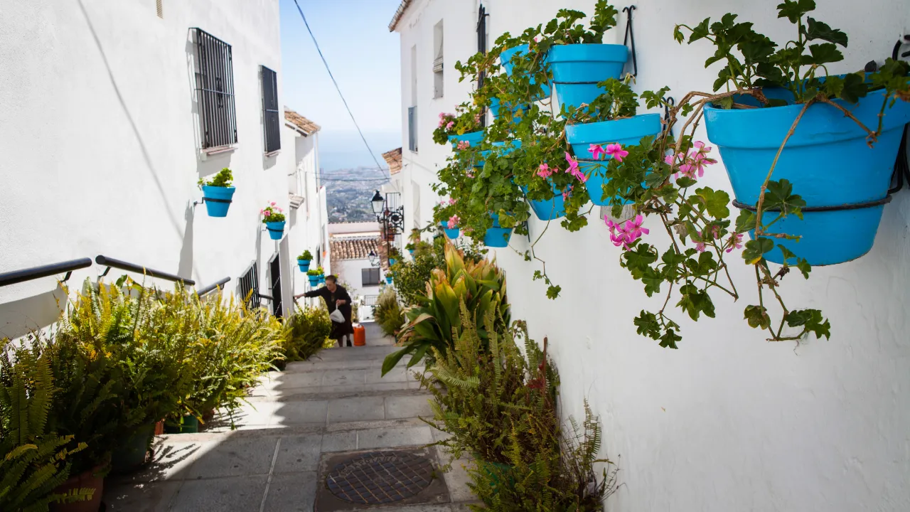 I den vita bergsbyn Mijas I den vita bergsbyn Mijas