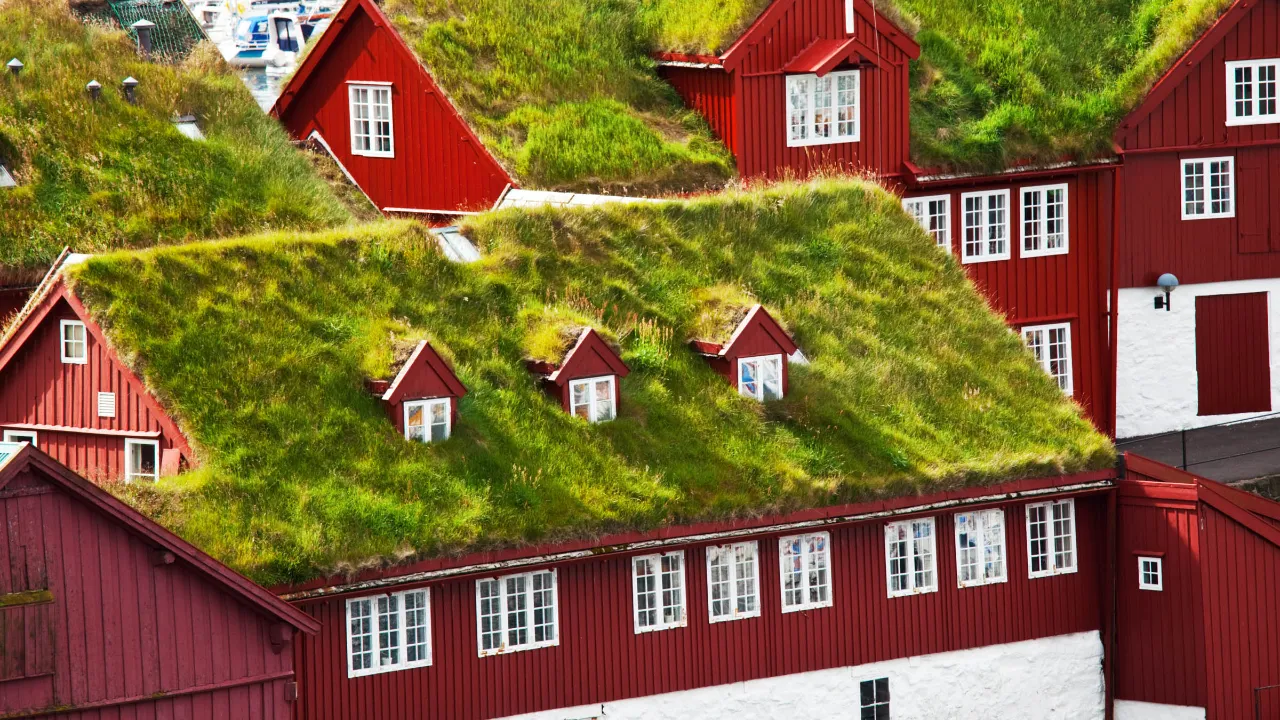 Tórshavn, en av världens minsta huvudstäder